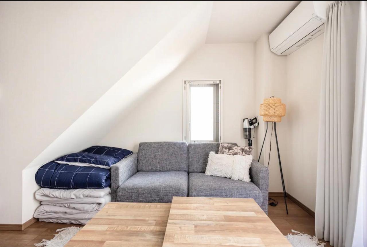 上野駅徒歩５分シングルベッド４台＋布団２セット1ldk Appartement