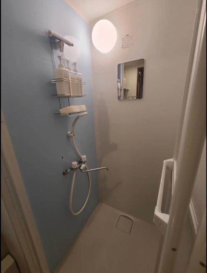Appartement 上野駅徒歩５分シングルベッド４台＋布団２セット1ldk Tōkyō